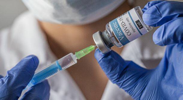 Approdano sull’isola di Ponza i primi vaccini anti-covid