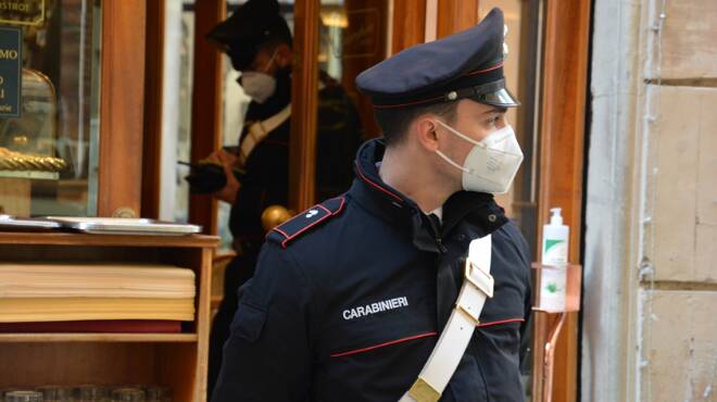 Roma, party “segreto” scoperto dai carabinieri: 45 persone multate e ristorante chiuso