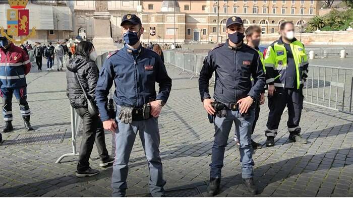 controlli polizia di stato coronavirus