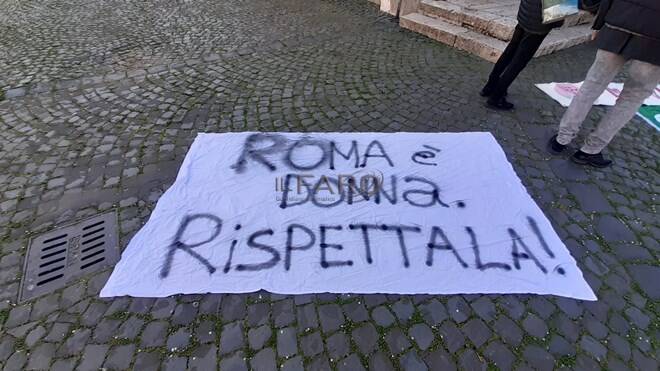 Flash mob &#8220;Roma è Donna. Difendila&#8221;