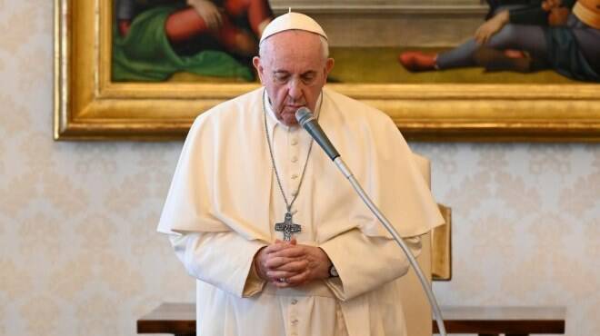 Papa Francesco: “La risposta alla guerra non è altra guerra ma la fraternità”