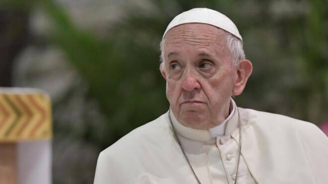 “Per il Papa”: busta con tre proiettili indirizzata a Bergoglio sequestrata alle Poste