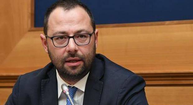 Covid: il ministro Patuanelli sblocca i pagamenti del bonus ristorante