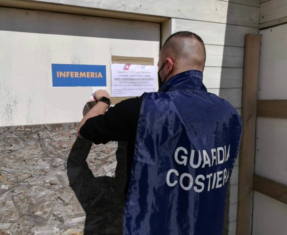 Terracina, abusi edilizi allo stabilimento balneare: sequestrato