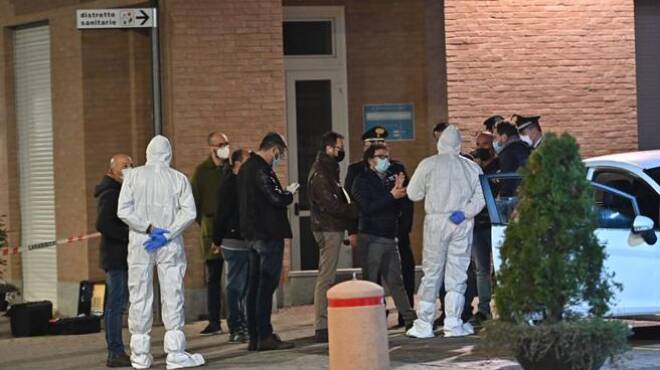 Cuneo, rapina in gioielleria: due morti e un arresto
