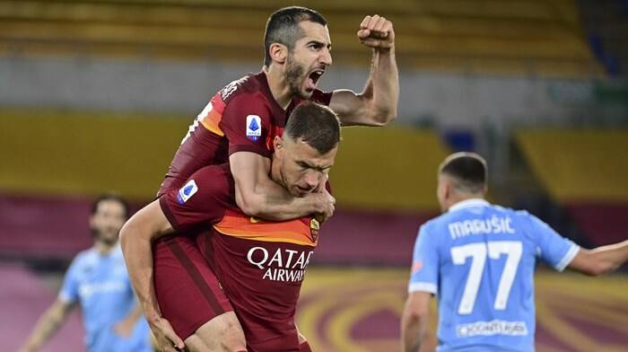 Roma di orgoglio, il derby è suo: Mkhitaryan-Pedro, Lazio k.o.