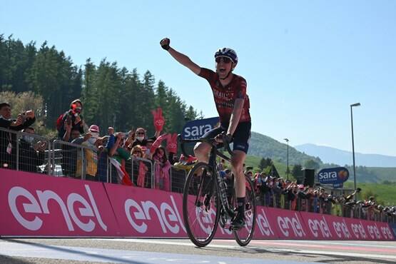 Giro d’Italia, Daniel Martin vince a Sega di Ala
