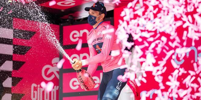 Ganna al Giro d’Italia è subito maglia rosa: “La volevo, i tifosi mi hanno dato energia”
