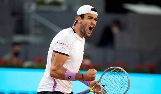 Tennis, Berrettini in finale a Wimbledon: “Incredibile, un sogno troppo grande”