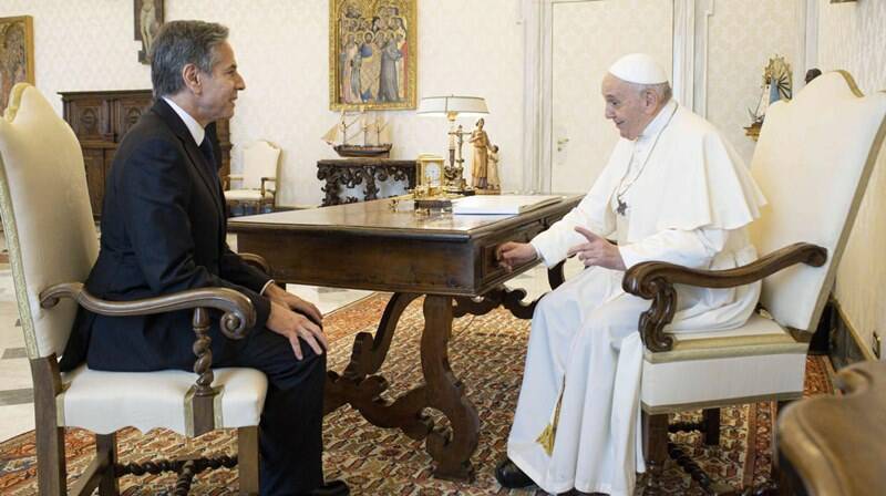 Vaticano. Il Papa incontra il Segretario di Stato Usa, Blinken: “Colloquio memorabile”