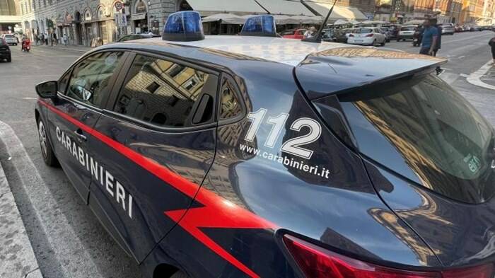 Armato di forbici rapina un bar di Roma: bloccato da un carabiniere fuori servizio