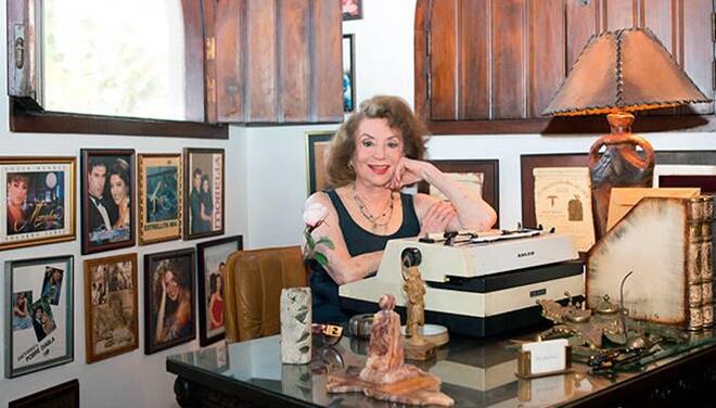 Addio a Delia Fiallo, la madre delle telenovelas latinoamericane: aveva 96 anni
