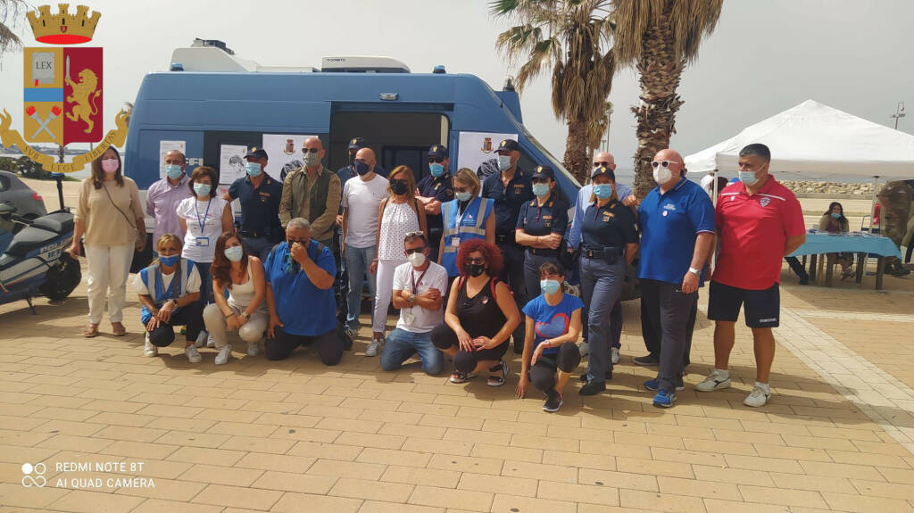 Il “Camper Rosa” della Polizia di Stato fa nuovamente tappa a Civitavecchia