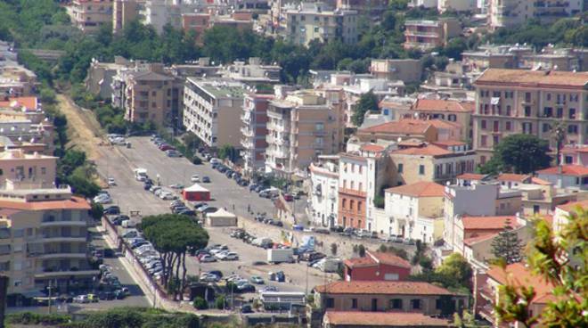 Lottizzazione abusiva con il parcheggio dell’ex stazione di Gaeta: indagati Sindaco e Giunta