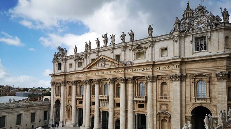 Vaticano, le fondazioni passano sotto il controllo degli organismi economici della Curia