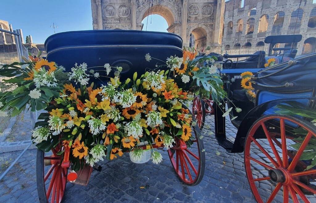 Al Colosseo botticelle fiorite per rilanciare il florovivaismo