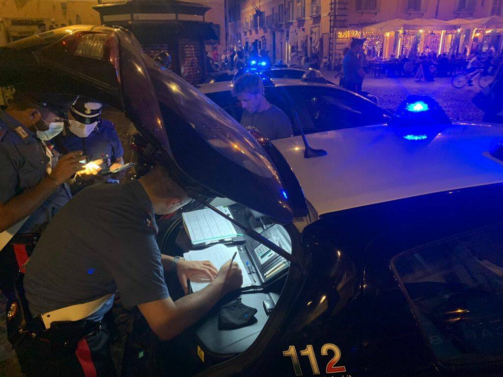 Mala movida e spaccio di eroina a Roma: un arresto, due denunce e un bar chiuso