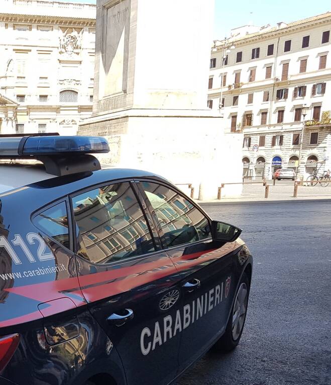 Roma, stretta sugli abusivi: denunciato finto parcheggiatore ultrasettantenne