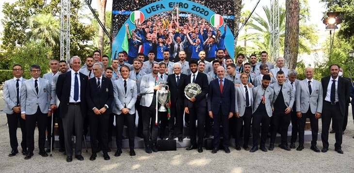 Gli Azzurri campioni d’Europa al Quirinale, Mattarella: “Siete il senso dello sport”