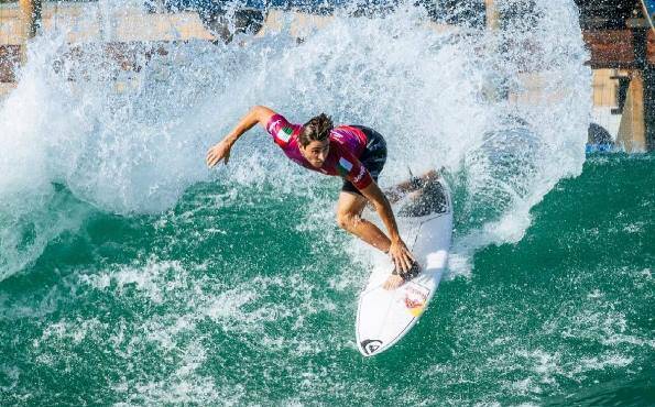 Surf, Fioravanti: “Cavalco l’onda grande e sfido la paura.. per non averne più”