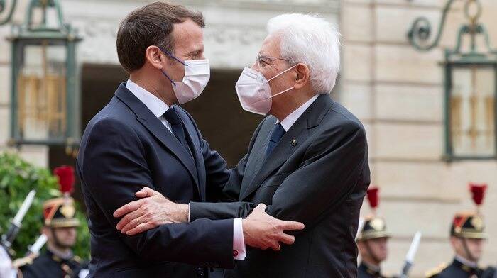 Mattarella a Parigi da Macron: “Fra Italia e Francia c’è un legame unico”