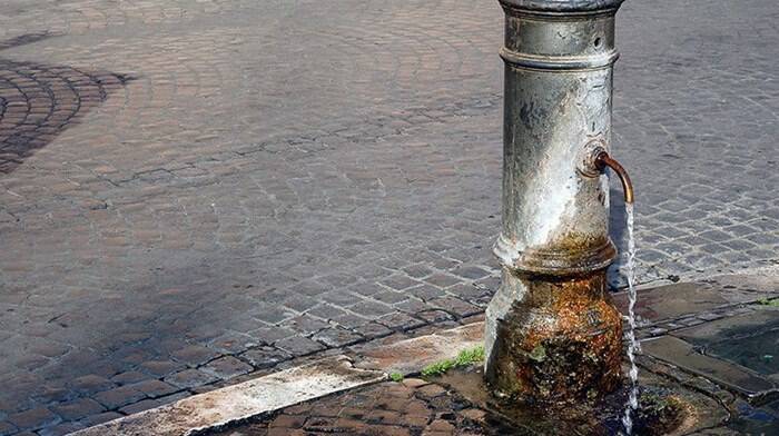 Siccità: i 10 consigli di Legambiente per risparmiare acqua