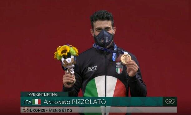 Tokyo 2020, l’Italia dei pesi ancora sul podio: Pizzolato è bronzo olimpico