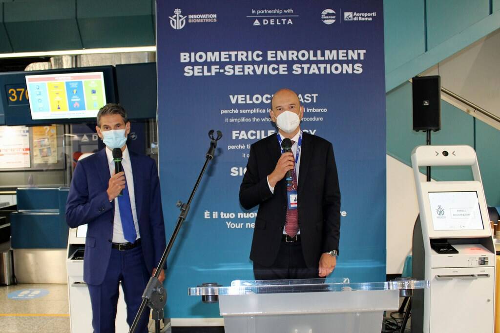 Fiumicino, attivo il riconoscimento biometrico: transito più rapido e sicuro per chi vola negli Usa