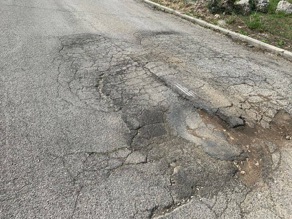 Formia, l’esasperazione dei residenti di Scacciagalline: “Un quartiere abbandonato”