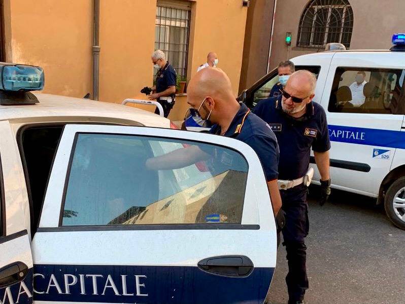 Roma, 26enne travolto e ucciso in via Ostiense: si costituisce il pirata della strada