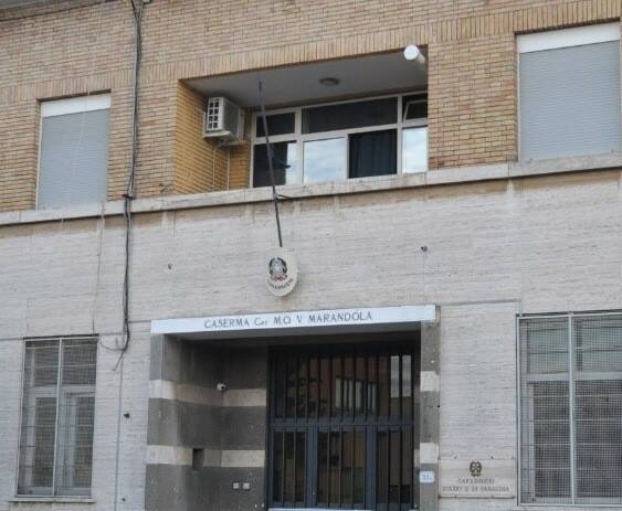 Sabaudia, maltratta i genitori e viola il divieto di avvicinamento: 38enne in manette