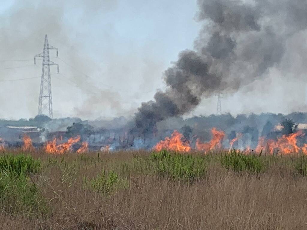 incendio fiumicino