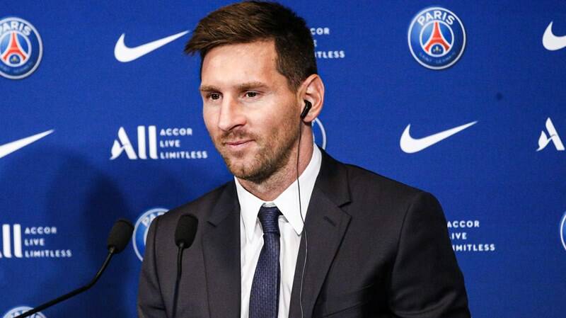 Leo Messi continuerà a giocare col Psg: c’è l’accordo per il nuovo contratto