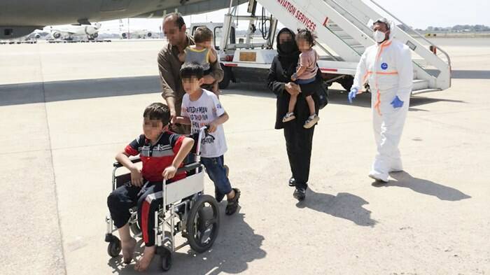 Afghanistan, Di Maio: “L’Italia è il primo Paese Ue per evacuazioni”