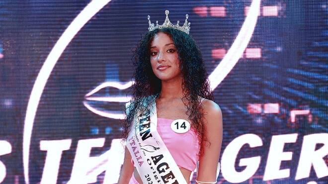 Angelica Falchi di Fiumicino vince la 48° edizione di “Miss Teenager Original Italia”