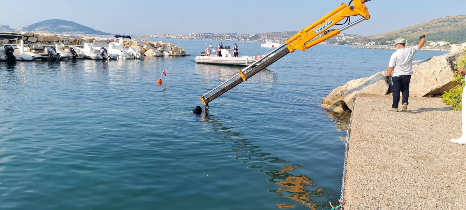 Ritrovate e recuperate dal mare di Formia due antiche bitte romane