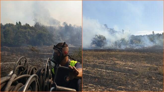 Incendio ad Aranova, brucia il bosco di via Crescini: due elicotteri per spegnere il rogo