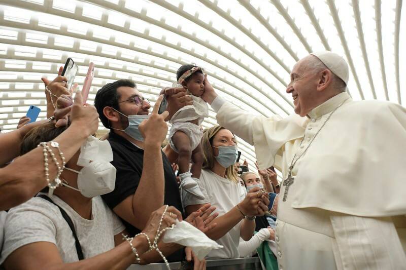 “Lettera alle famiglie”: il regalo di Natale di Papa Francesco agli sposi