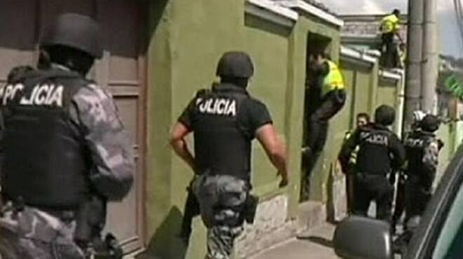 Ecuador, stage in carcere, 116 morti: decapitazioni, accoltellamenti e sparatorie