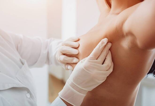 Associazione dei chirurghi ospedalieri italiani: “A causa del Covid, non intercettati 3.300 tumori alla mammella”