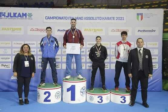 Ladispoli sul podio degli Assoluti di karate: un titolo italiano e un bronzo