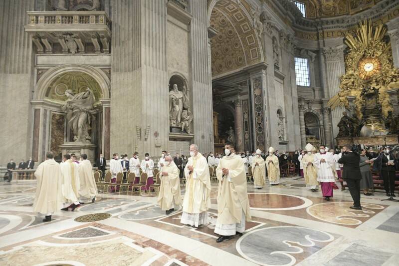 Papa Francesco ai nuovi Vescovi: “Il vostro compito è servire non dominare”
