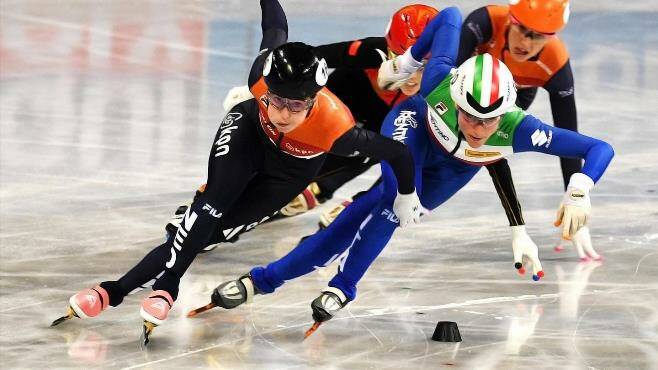 Short track, in Coppa del Mondo Confortola è oro storico