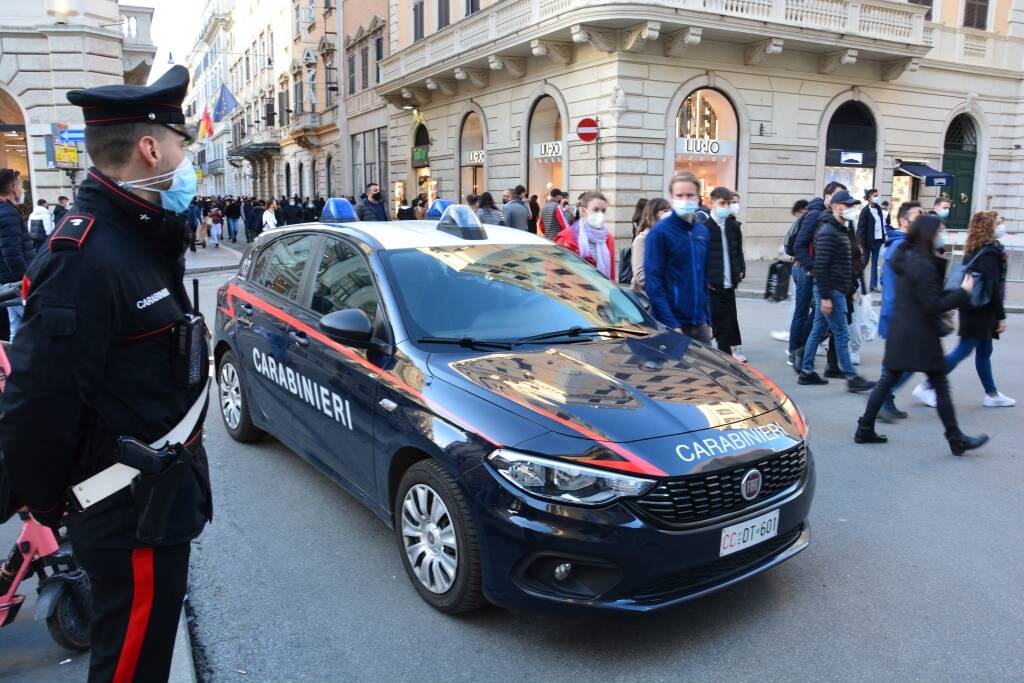 Roma, borseggiatori e ladri in azione in centro: 3 arresti e 2 denunce