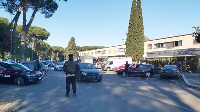 Casal Palocco, 13enne rapinato per strada: branco incastrato dalle telecamere