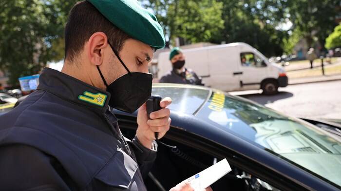 Castelli Romani, in giro su un’auto a noleggio con cocaina e hashish: arrestato