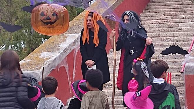 I bambini di Testa di Lepre festeggiano Halloween con l’associazione I Due Liocorni