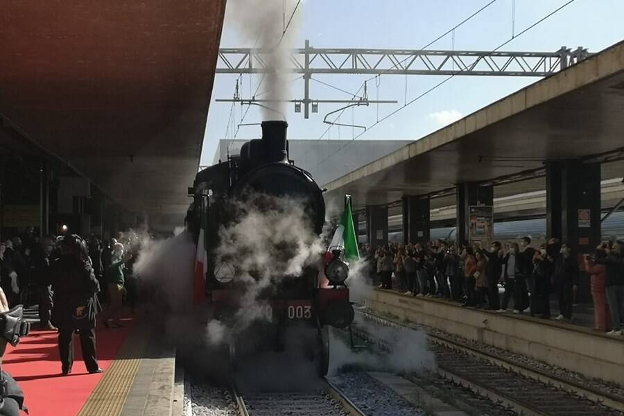 In treno verso Roma: un secolo dopo rivive il viaggio del Milite Ignoto