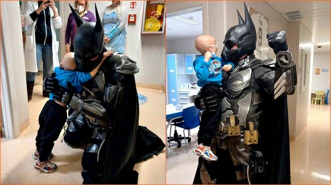 Un Batman ladispolano fa tornare a sorridere i piccoli pazienti del Bambino Gesù
