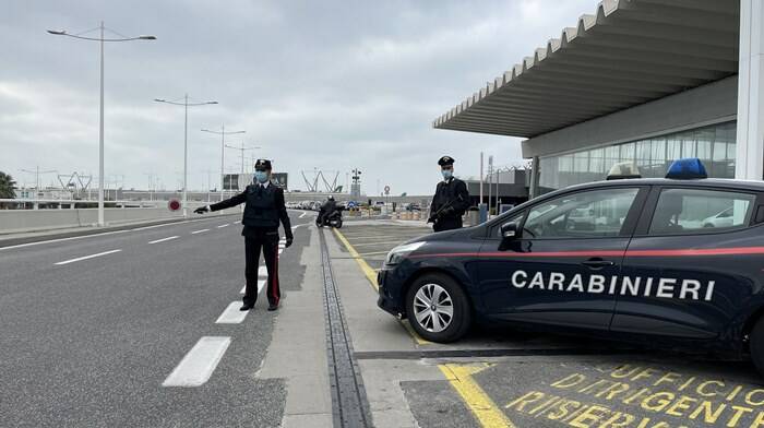 Fiumicino, ancora autisti abusivi in aeroporto: oltre 10mila euro di multe